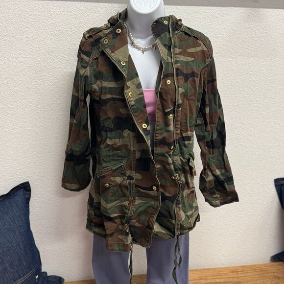 Forever 21 camo utility jacket with hood - Picture 2 of 5